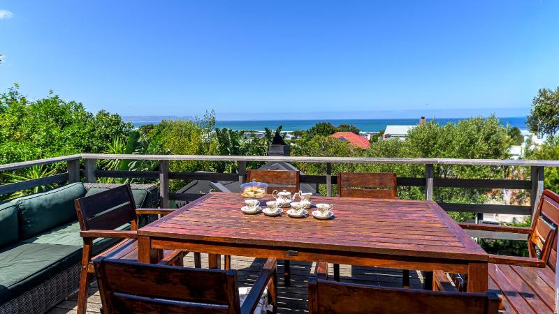 Villa Blu Guesthouse - image 7