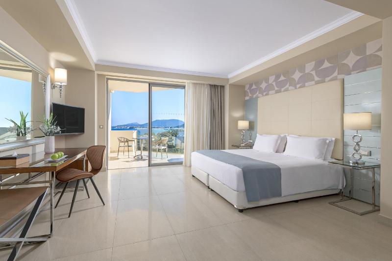 Atrium Platinum Resort & Spa - image 3