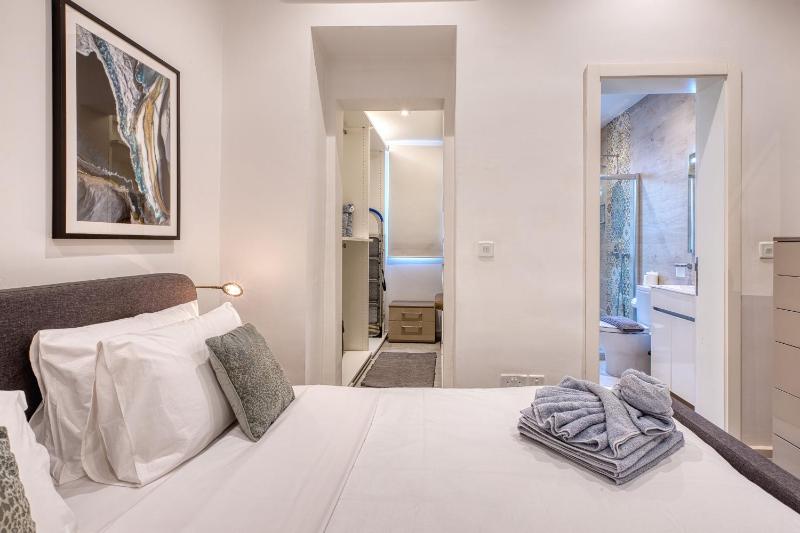 Luxury 2bedroom house with large back yard RABE1-2 - image 9