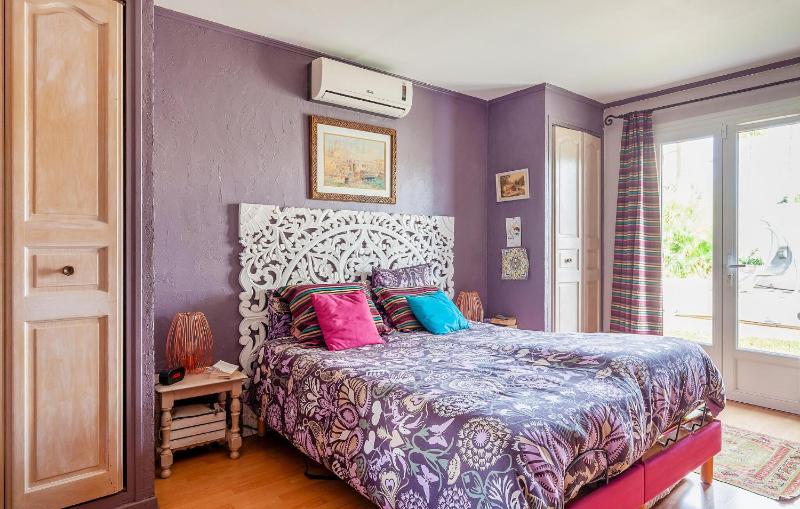 Awesome Home In Six-Fours-Les-Plages - image 16