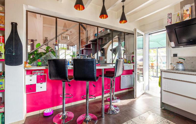Awesome Home In Six-Fours-Les-Plages - image 12