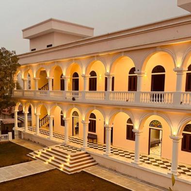 Shivrati Vilas Himmat bagh - image 5