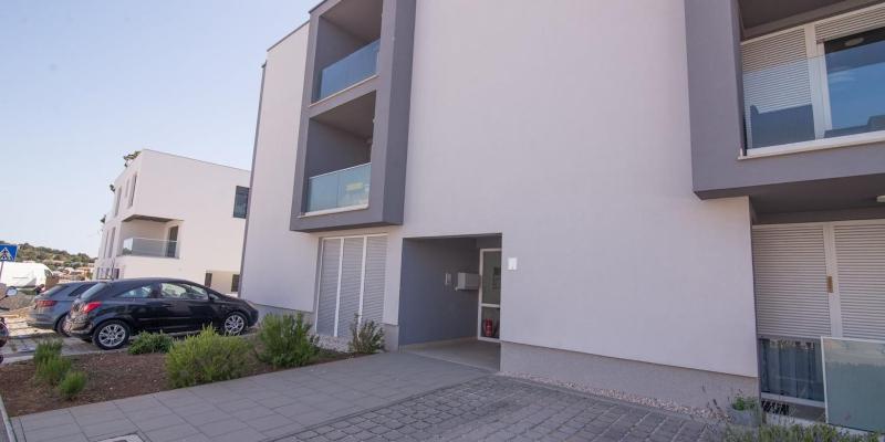 Biljan 4-star apartment - image 10