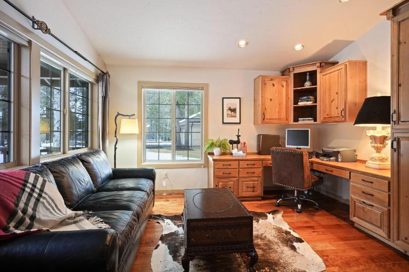 20 Red Cedar - image 35