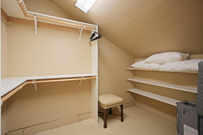 20 Red Cedar - image 21