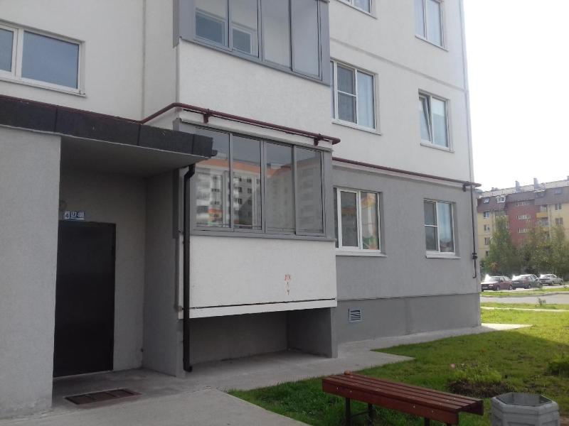 Apartment with Balcony image 3