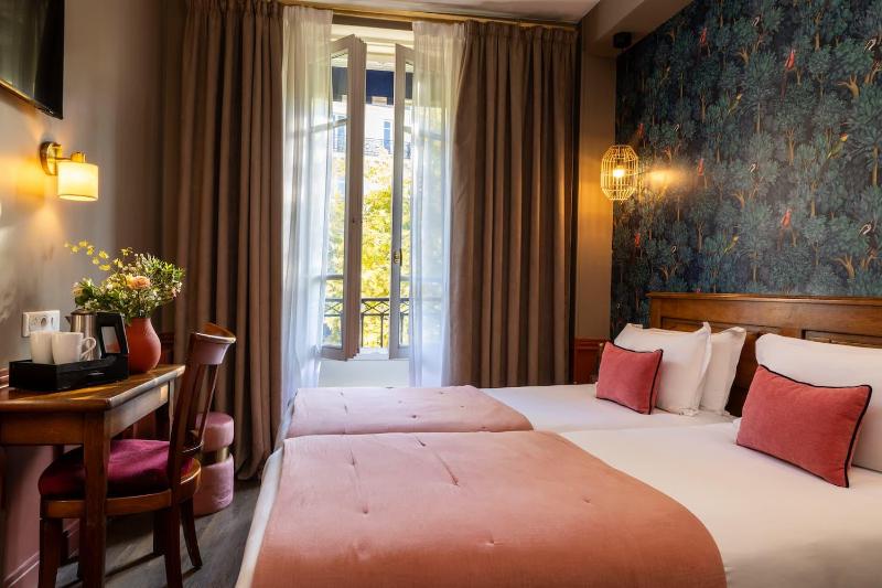 Welcome Hotel - image 8