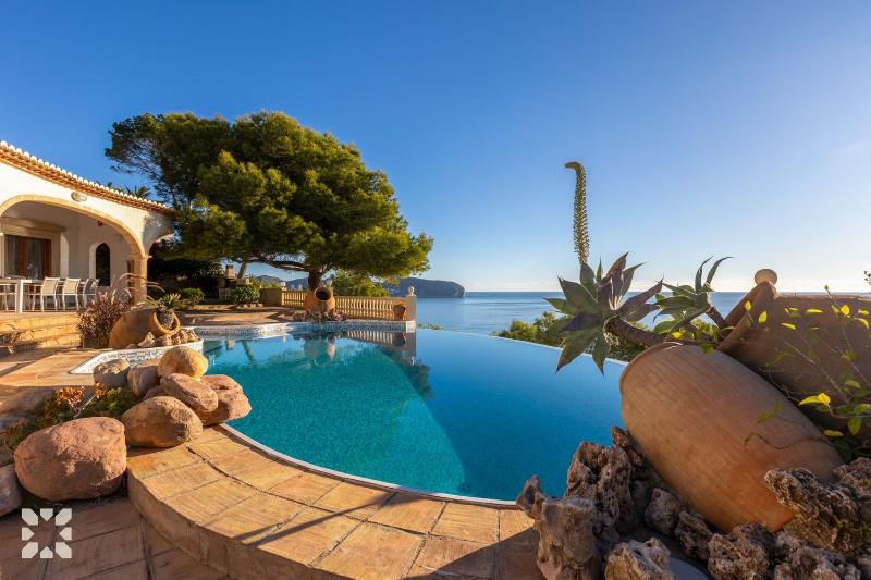 Villa Gaviota by Abahana Villas - image 22