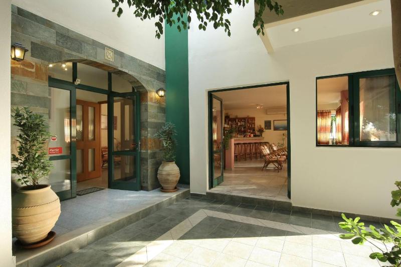Hello Golden Sun City Center Apts - image 16