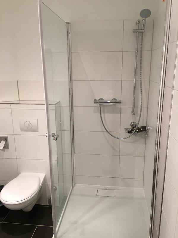 Comfort Apartment with Kitchen and own Bathroom image 3