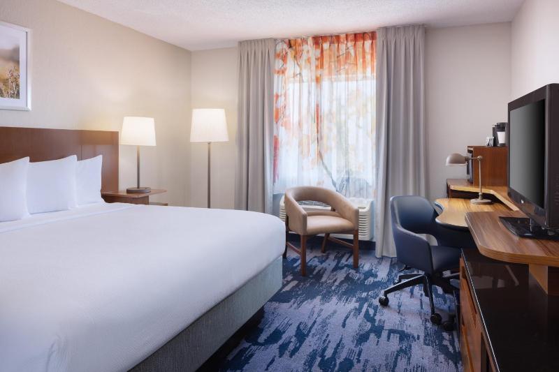 Fairfield Inn & Suites by Marriott Jacksonville Airport - image 37