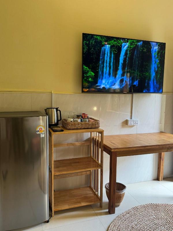 Serene City Hideaway in Phnom Penhs Heart - image 11