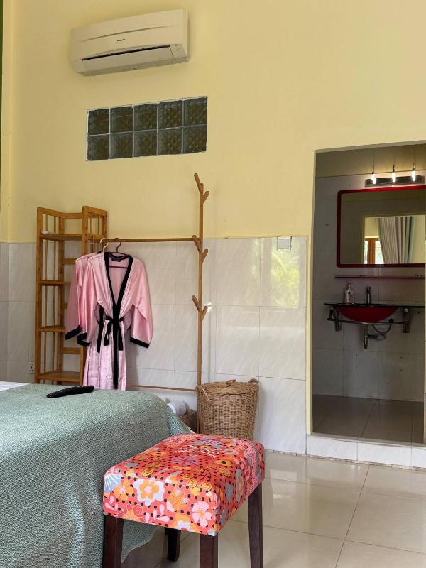 Serene City Hideaway in Phnom Penhs Heart - image 8
