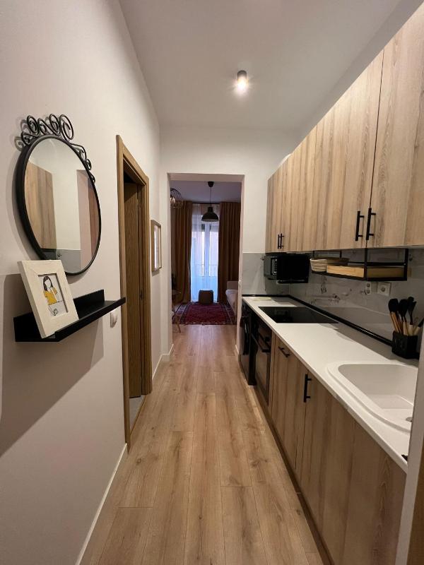 Dreamy 1BR with Great Balconny - image 3