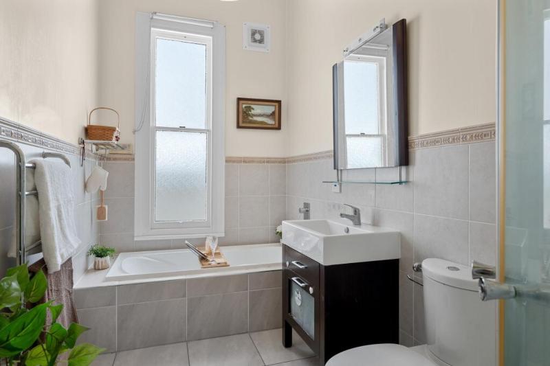 Family Villa - image 8