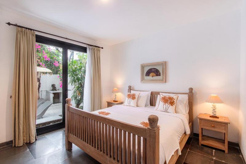 Villa Serena Berawa Canggu - image 8