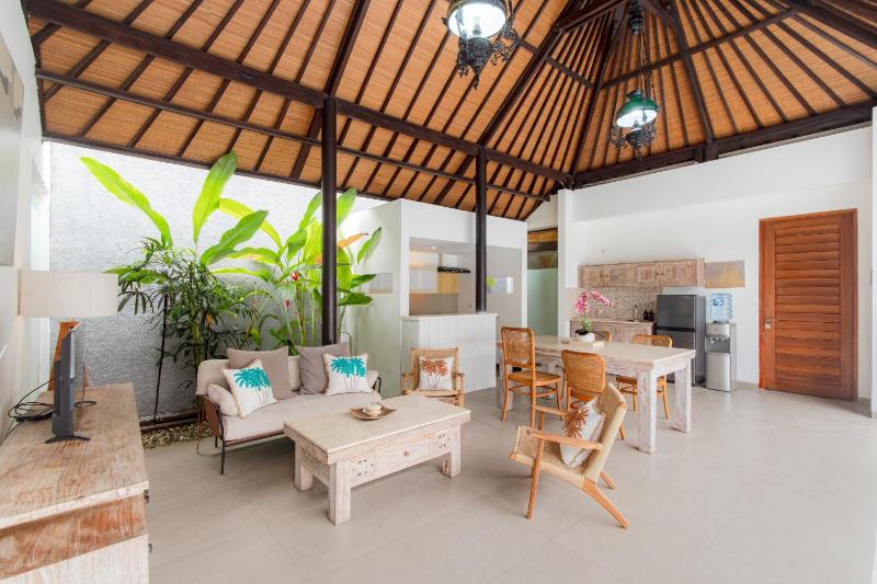 Villa Serena Berawa Canggu - image 14