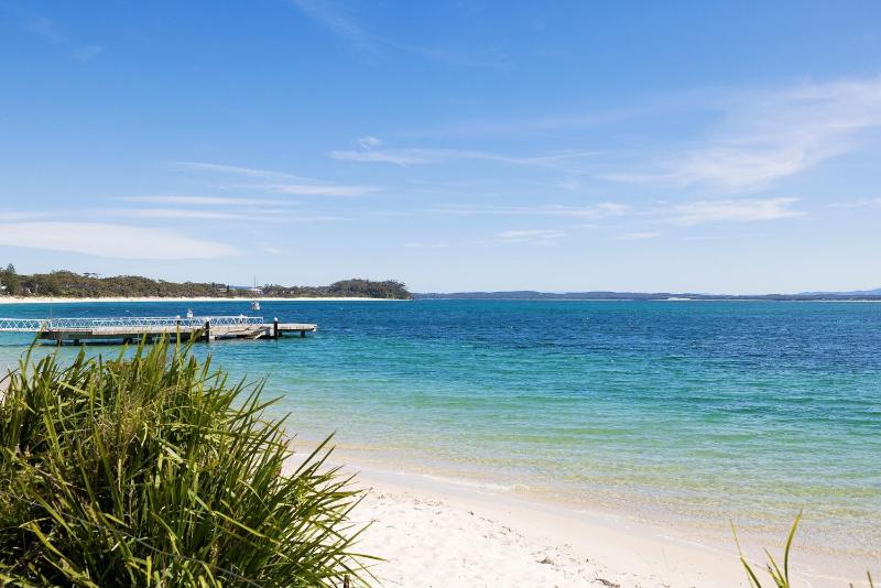 Shoal Bay Townhouse with Spa - image 8