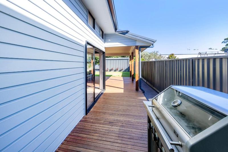 Catch & Relax - Pet Friendly - 4 Mins Walk to Beach - image 29