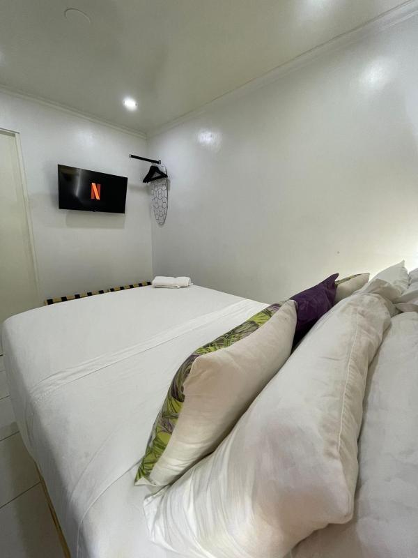 Jazmin's Apartments - image 3