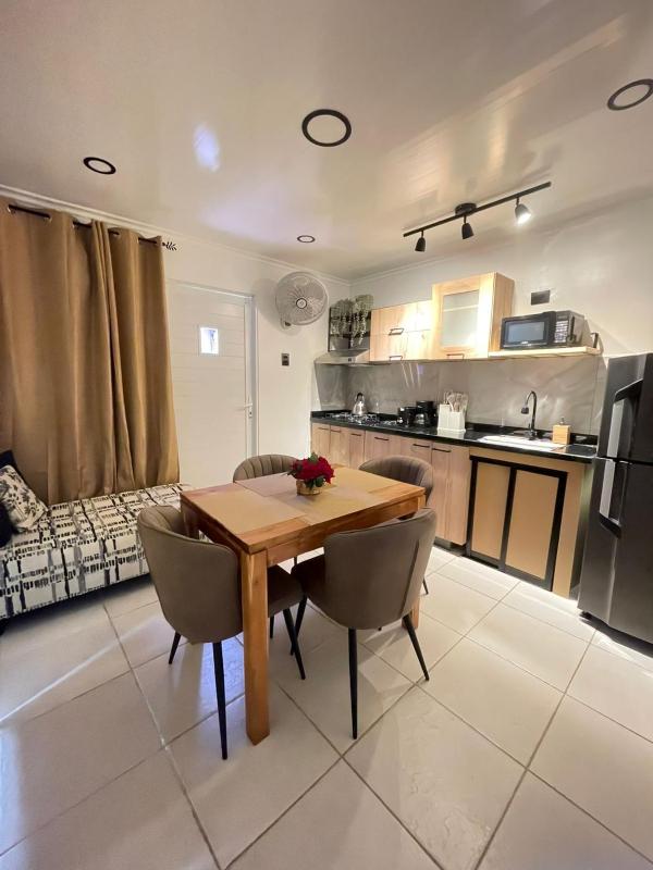 Jazmin's Apartments - image 8