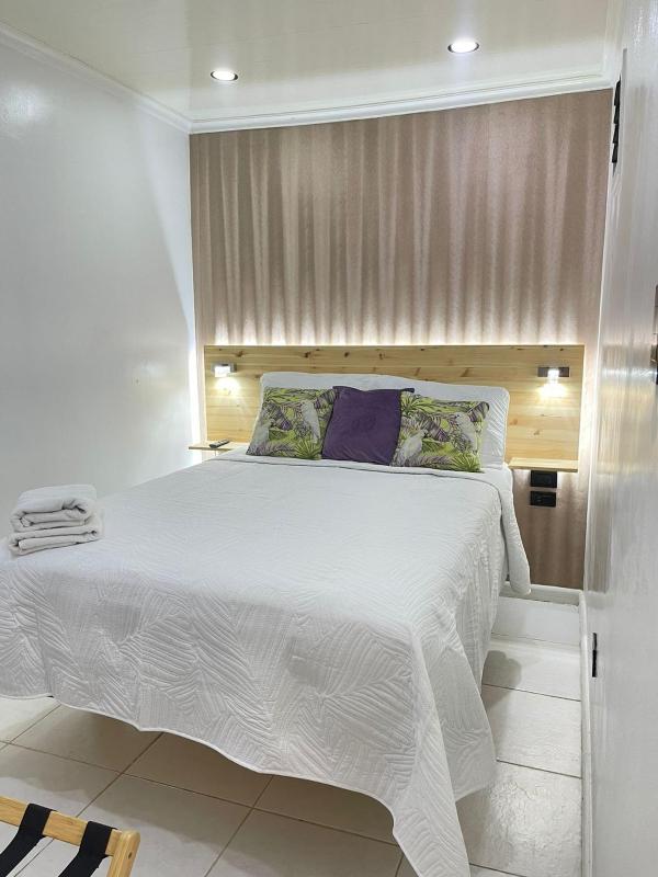 Jazmin's Apartments - image 5