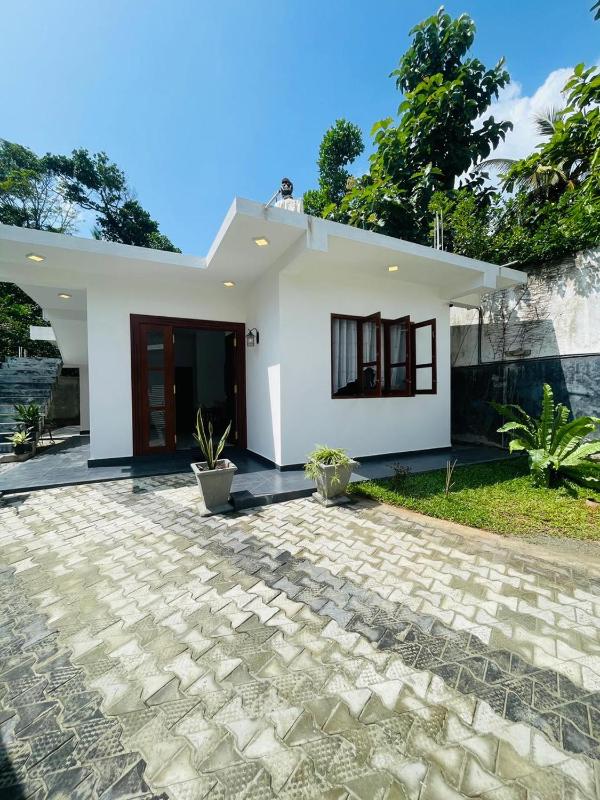 Sanu Villa - image 1