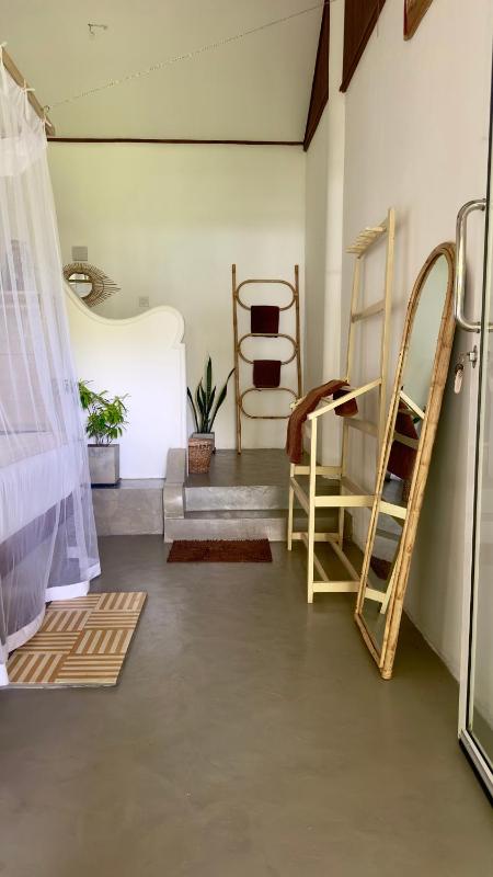 Calma Cafe - Surf Stay and Yoga - image 24
