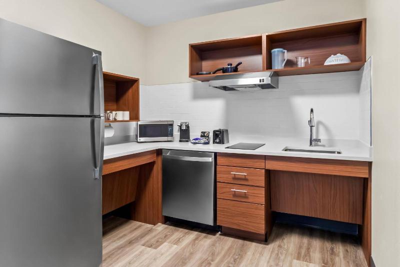 Everhome Suites San Antonio Lackland near SeaWorld by Choice Hotels - image 43