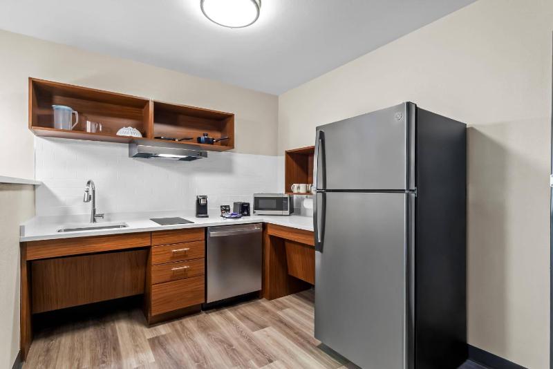 Everhome Suites San Antonio Lackland near SeaWorld by Choice Hotels - image 36