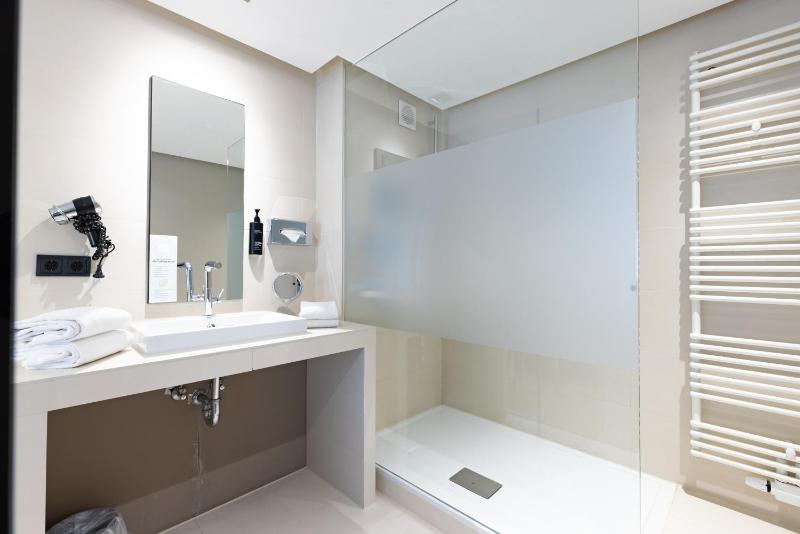 Garner Hotel Friedrichshafen By IHG - image 36