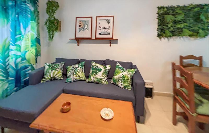 Beautiful Apartment In Torrevieja - image 14