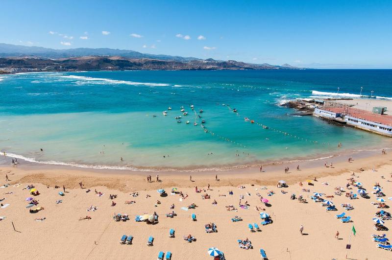 Sole Beachstay Las Canteras by VillaGranCanaria - image 2