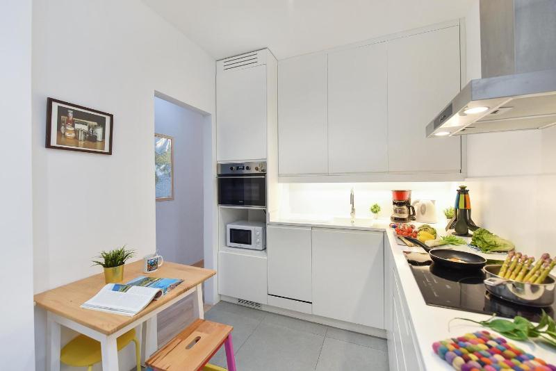 Sole Beachstay Las Canteras by VillaGranCanaria - image 17