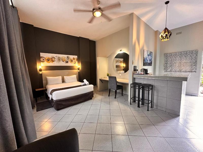 N1 Hotel Samora Machel Harare - image 8