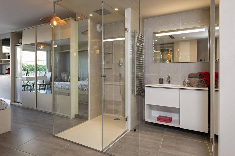 NAUTILIA 102 By AGN- Luxe avec Jacuzzi- 2 personnes 