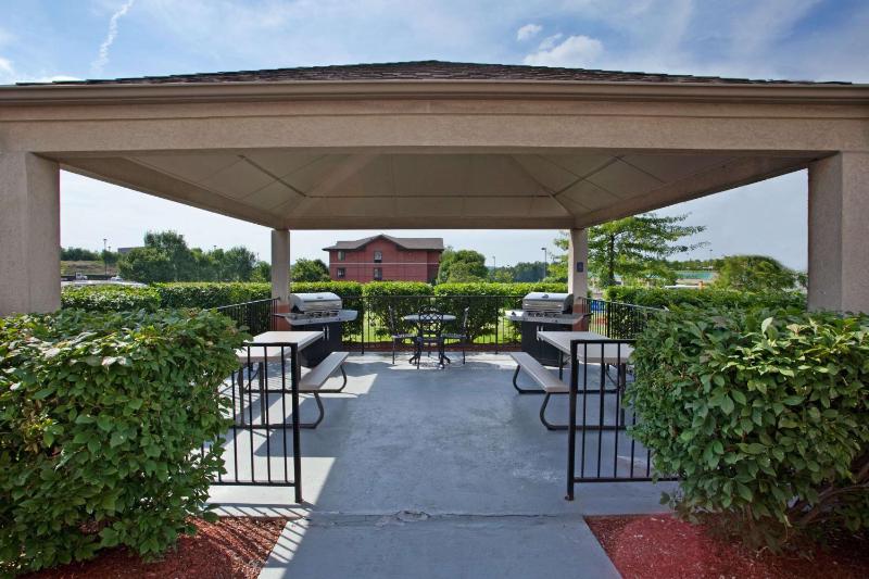 Sonesta Simply Suites Pittsburgh Airport - image 22