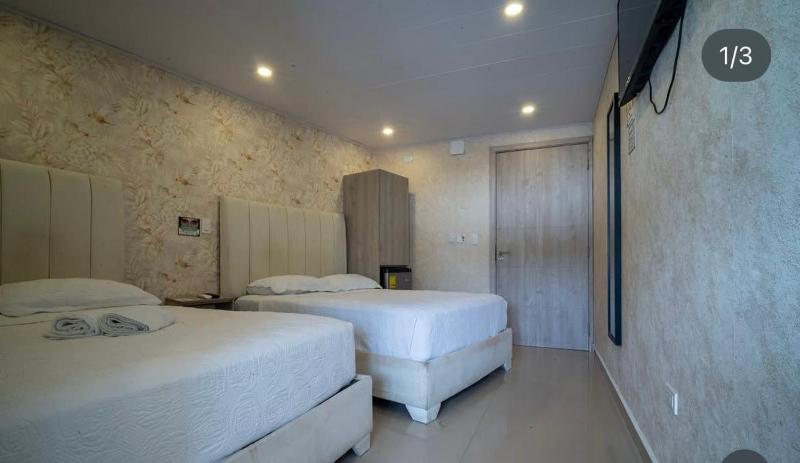 Oasis Hotel - image 14