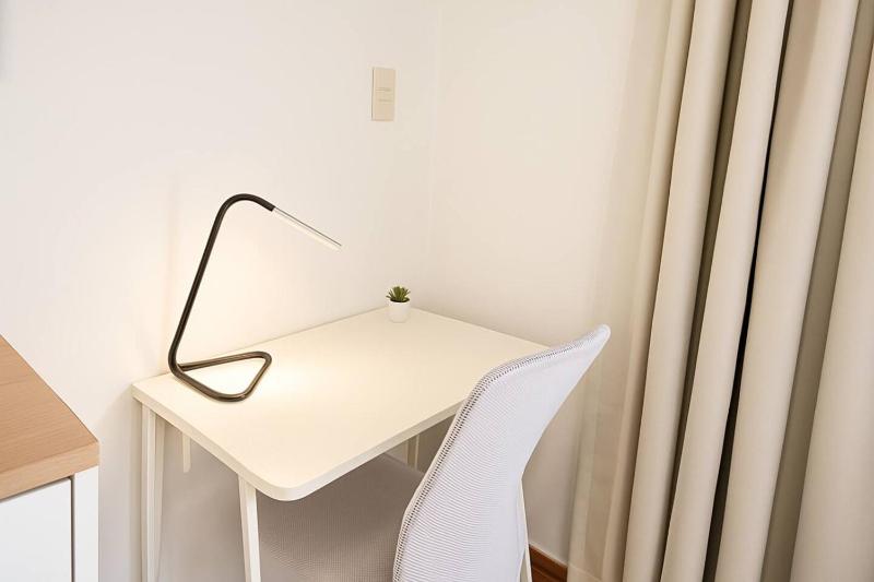 Cozy 2BD Condo Near Beach - image 37