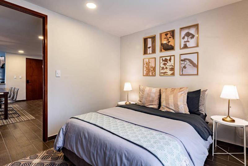 Private Balcony Home with Parking - image 23