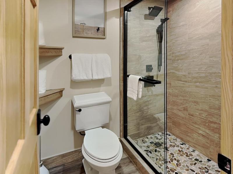 Timberline Condominiums 3 Bedroom Premier Unit B1A - image 21