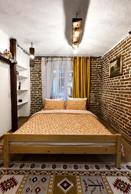 Brick&Wood Loft - image 3