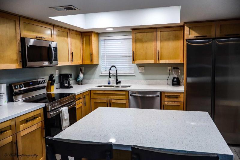 BEACHVIEW 110 condo - image 3