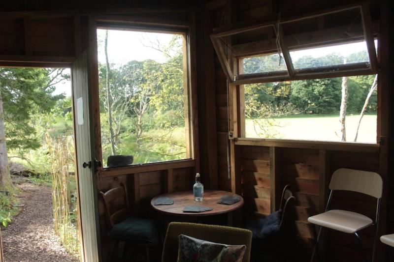 Glamping Cabin (Not Pet Friendly) image 4