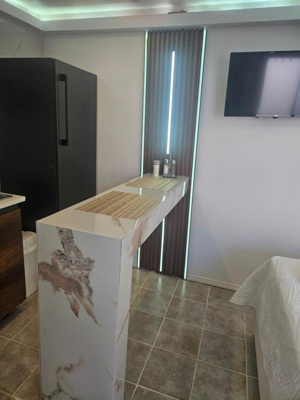 Jazmin's Apartment - image 5