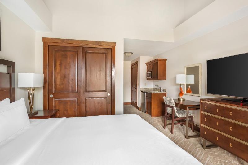 Hilton Grand Vacations Club Sunrise Lodge Park City - image 11