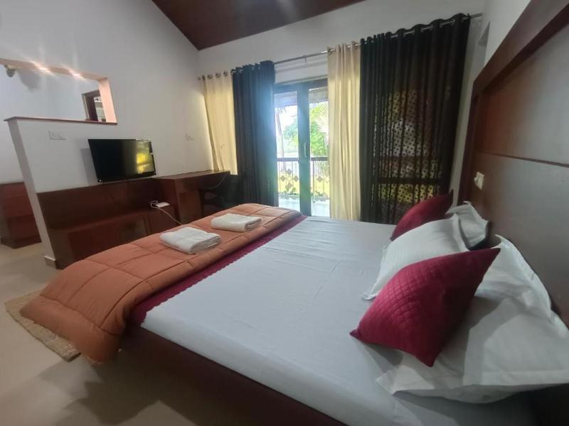 BharathaPuzha Resort - image 2