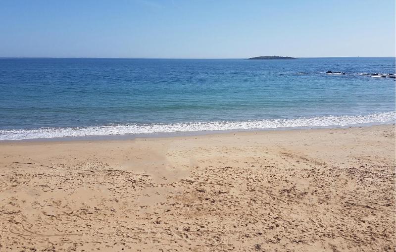 1 Bedroom Amazing Apartment In Carnac - image 19