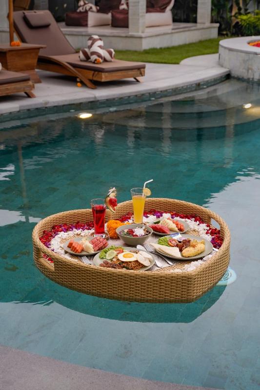 Pranaya Parama Ubud Villa by Nagisa Bali - image 3