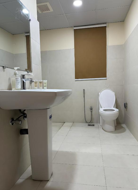 Chic Turquoise Apt - Self Checkin  Imtiaz Mall & Dining - image 8